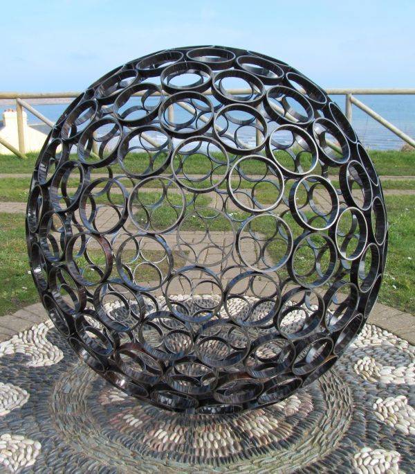 Metal Garden Spheres Free Shipping