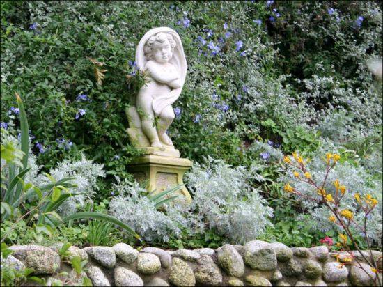 Garden Statues Zephyr Hill
