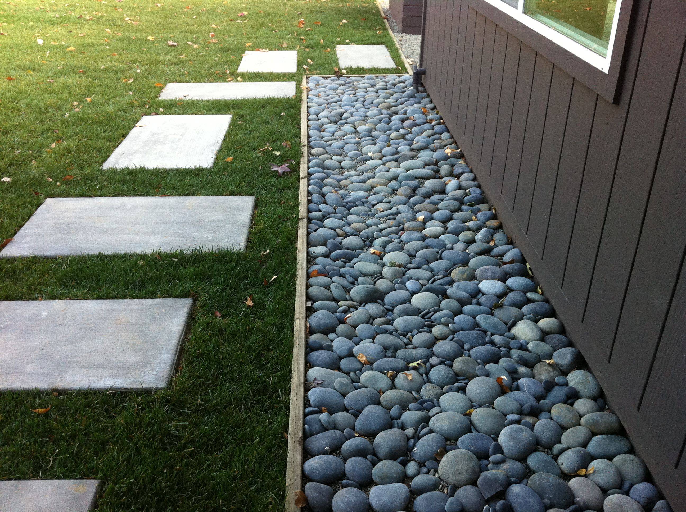 22 River Rock Stepping Stones Garden Ideas You Gonna Love SharonSable