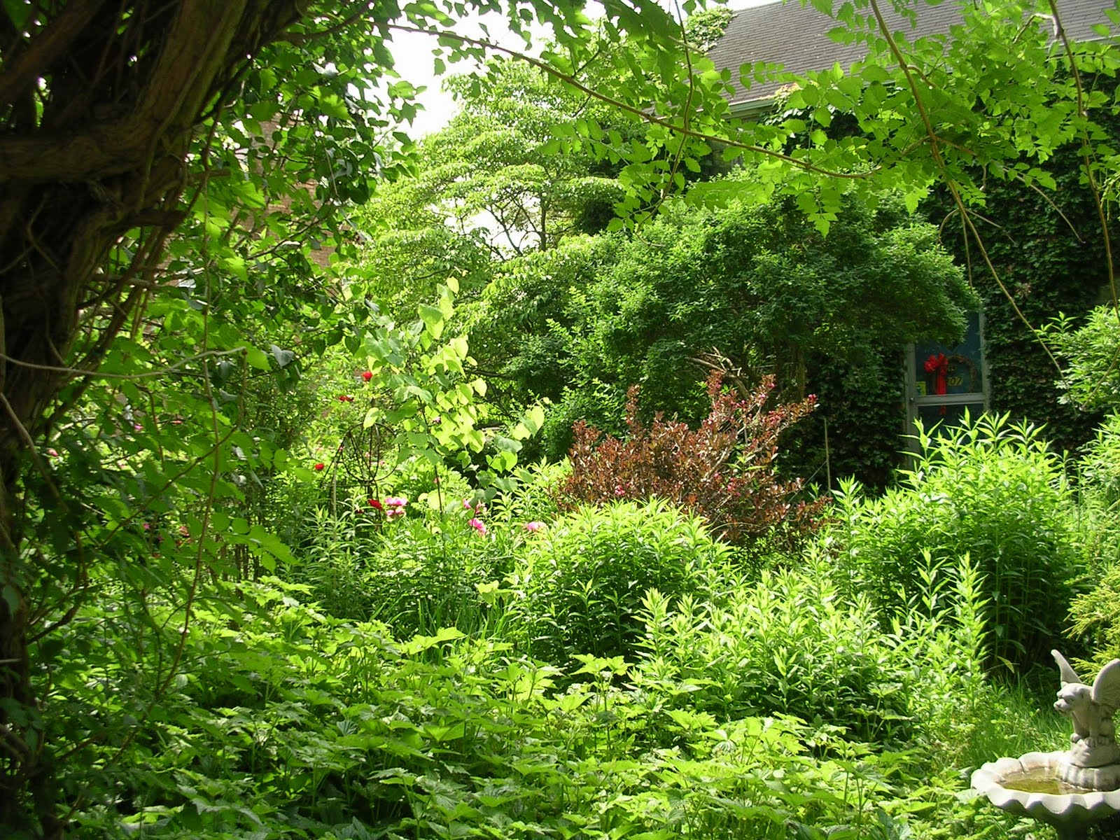 The Round Garden Edging Ideas