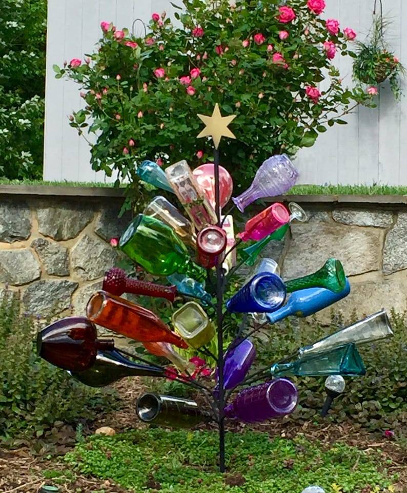 24 DIY Wine Bottle Garden Art Ideas You Should Check SharonSable