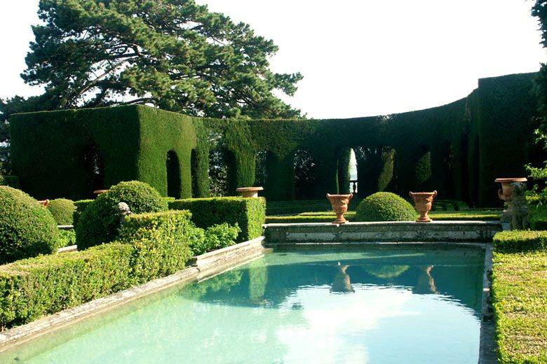 Villa Gamberaia Iris Garden