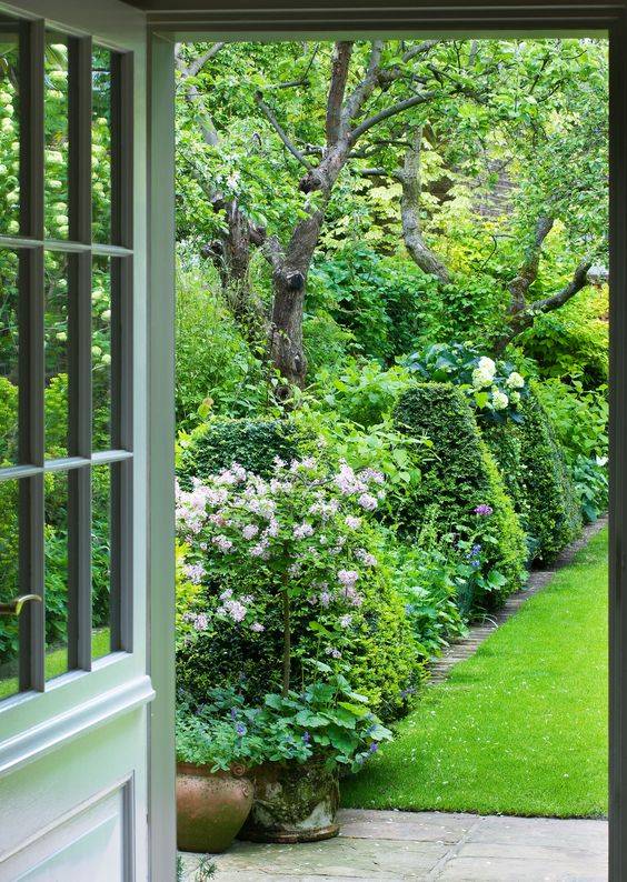 Garden Landscaping Nice Latest Small Courtyard Garden Design Ideas