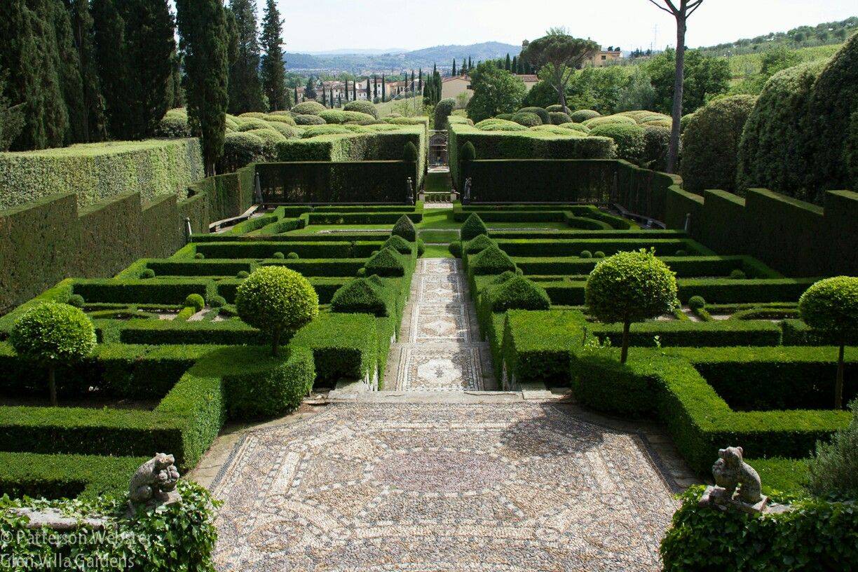 Renaissance Gardens