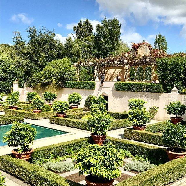 The Italian Renaissance Garden