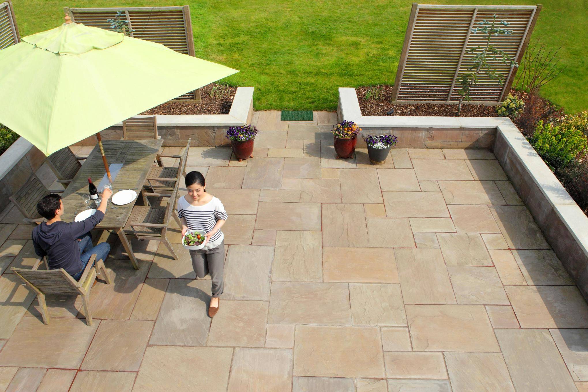 Modern Garden Design London Granite Paving Raised Rendered Beds