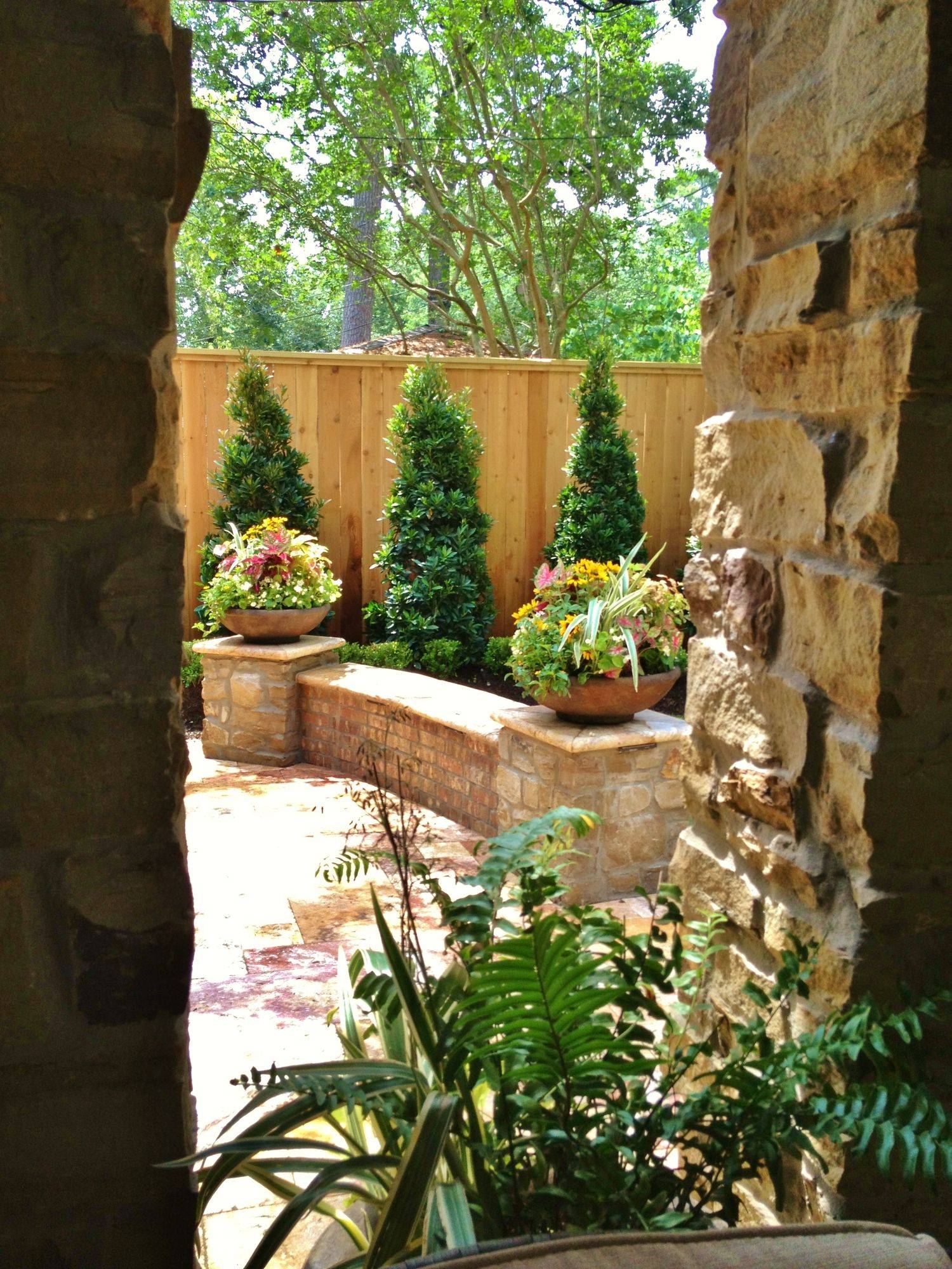 Meditteranean Courtyard Tuscan Garden Design