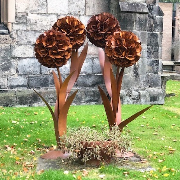Handmade Metal Rustic Garden Sphere Sculpture Garden Yard Art Garden