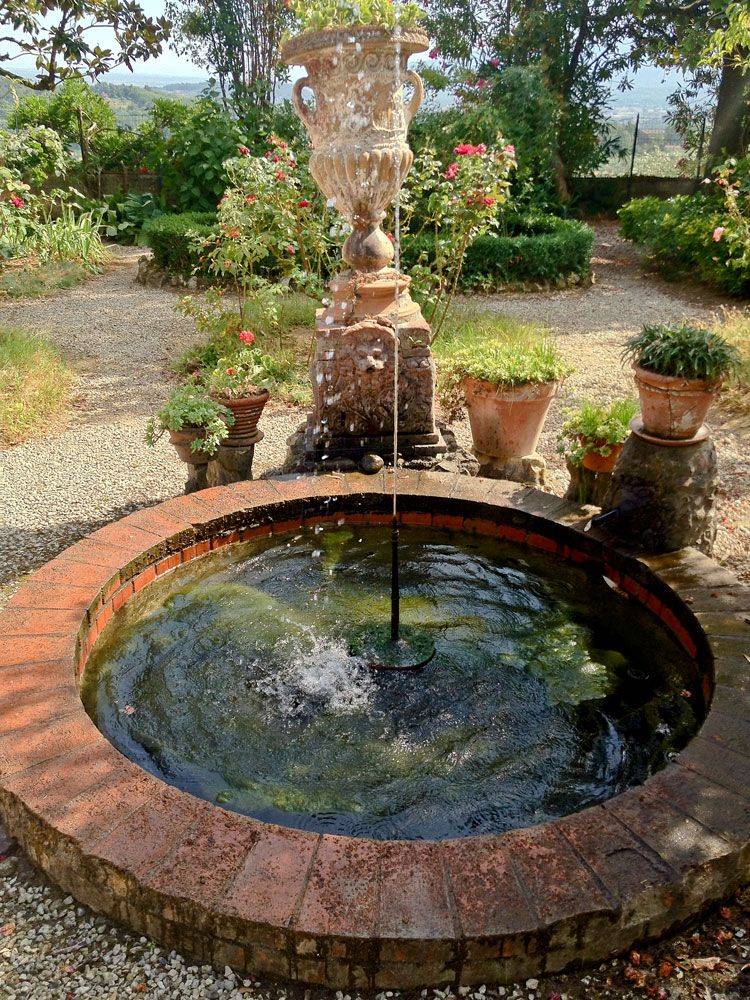 This Classically Styled Indooroutdoor