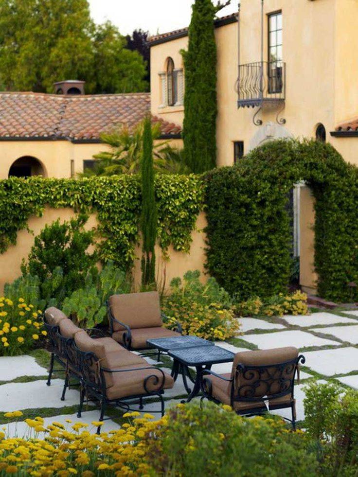 Beautiful Tuscan Patio Design