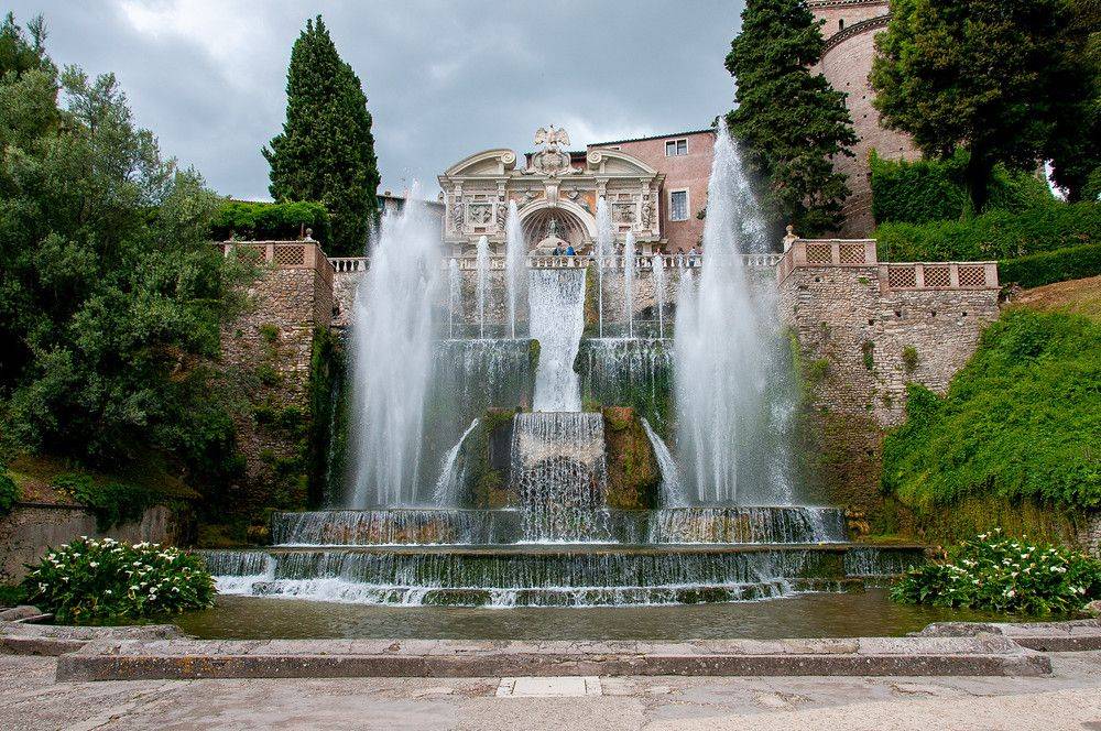The Magnificent Th Century Villa Deste