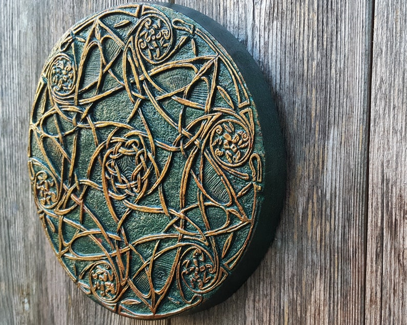 Celtic Knot Garden Decor Irish Ribbon Sculpture Gifts