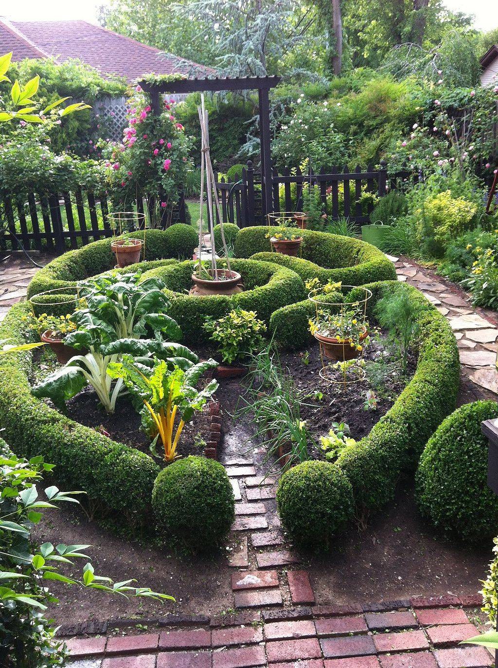 Tiny Front Yard Tour Garden Design Ideas Youtube