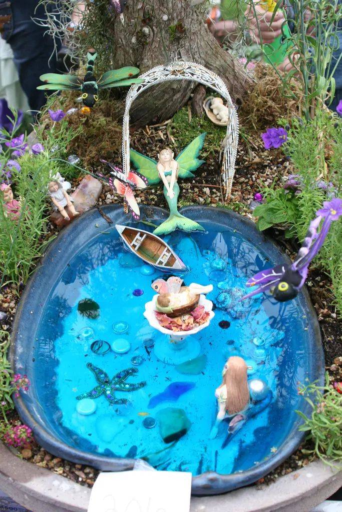 Indoor Container Water Garden Ideas