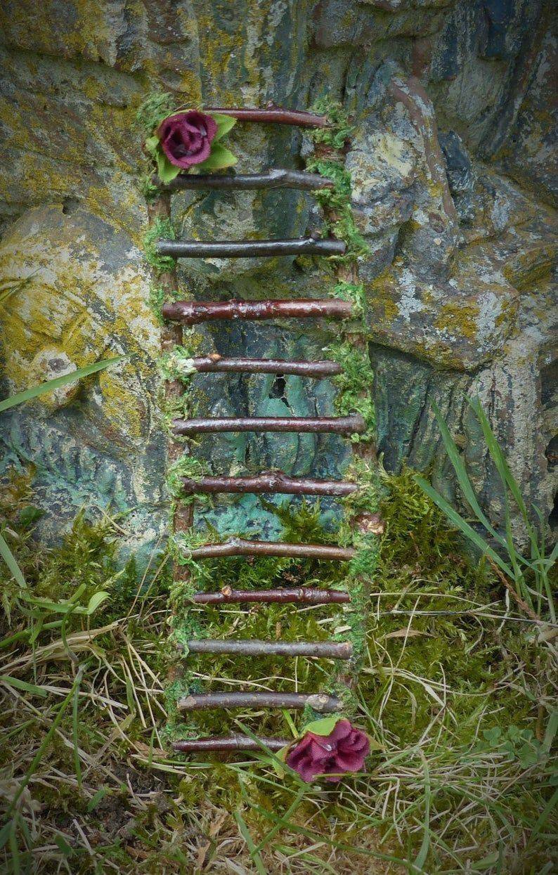 Unique Garden Fence Decoration Ideas