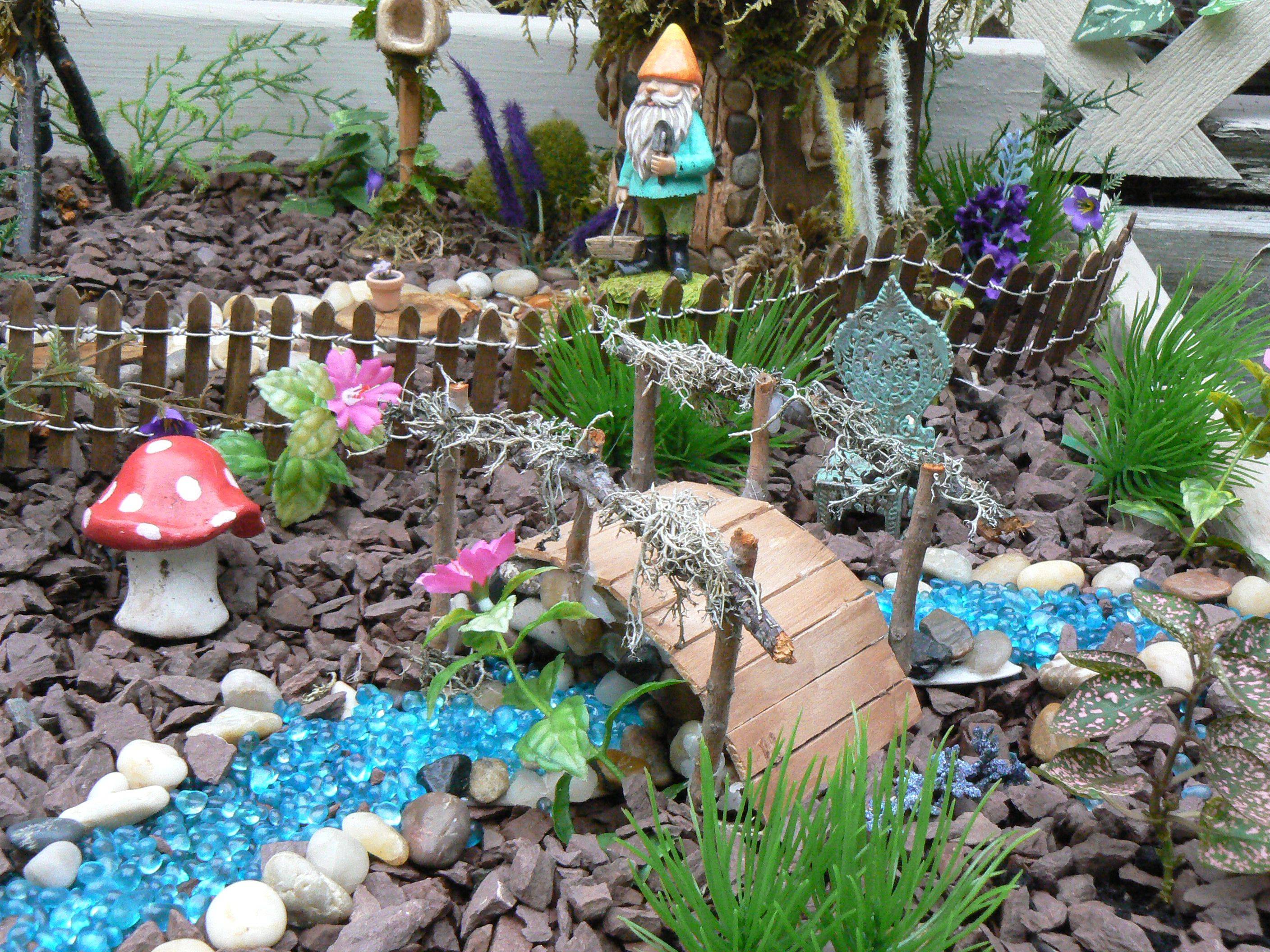 Diy Hanging Fairy Garden Fairy Garden Ideas Enchanted Forest