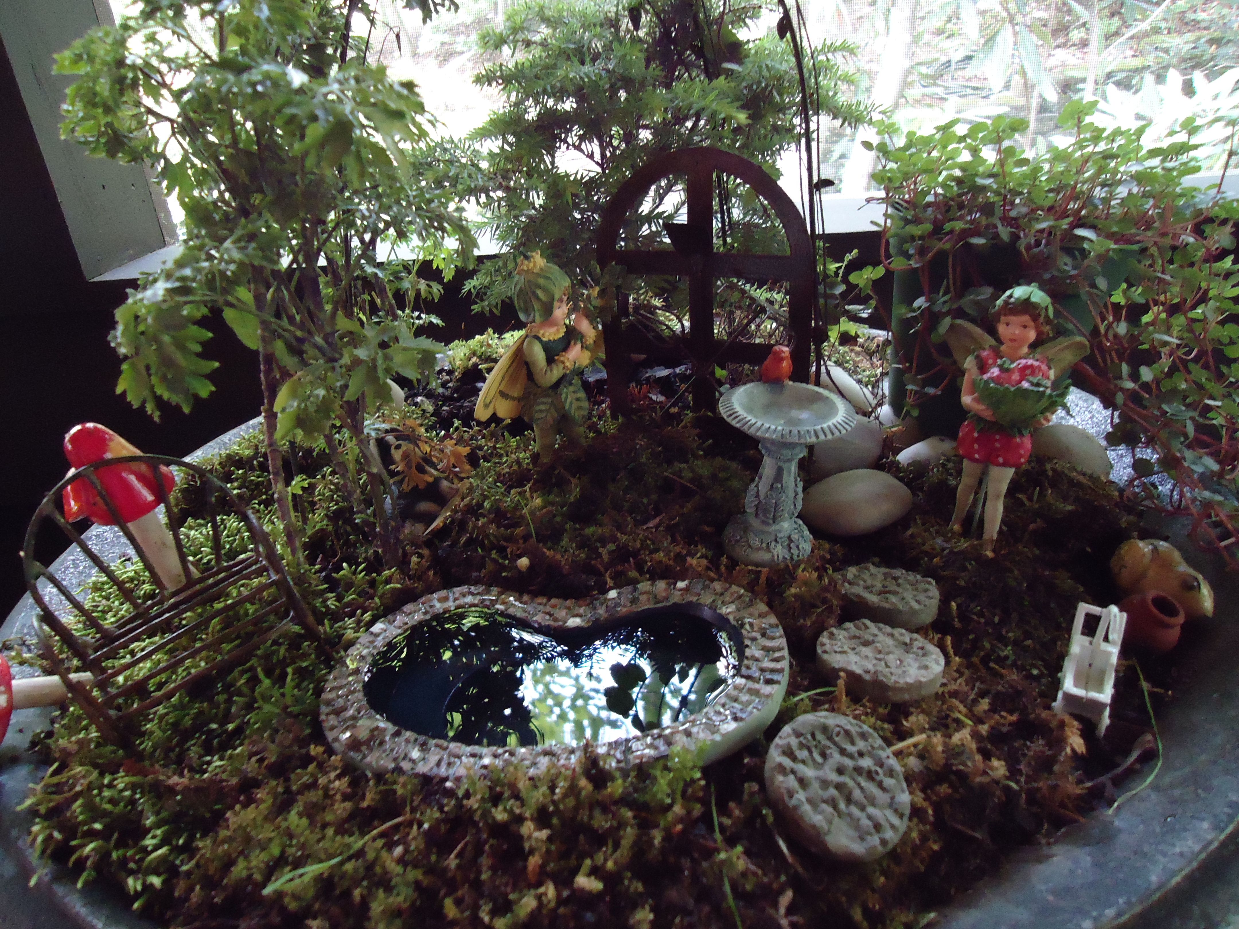 Bed Miniature Garden