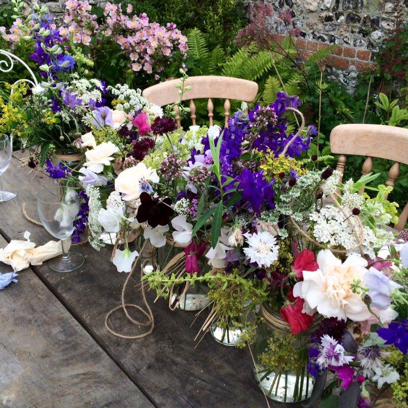Awesome Fall Garden Party Ideas Weddingtopia Backyard Reception
