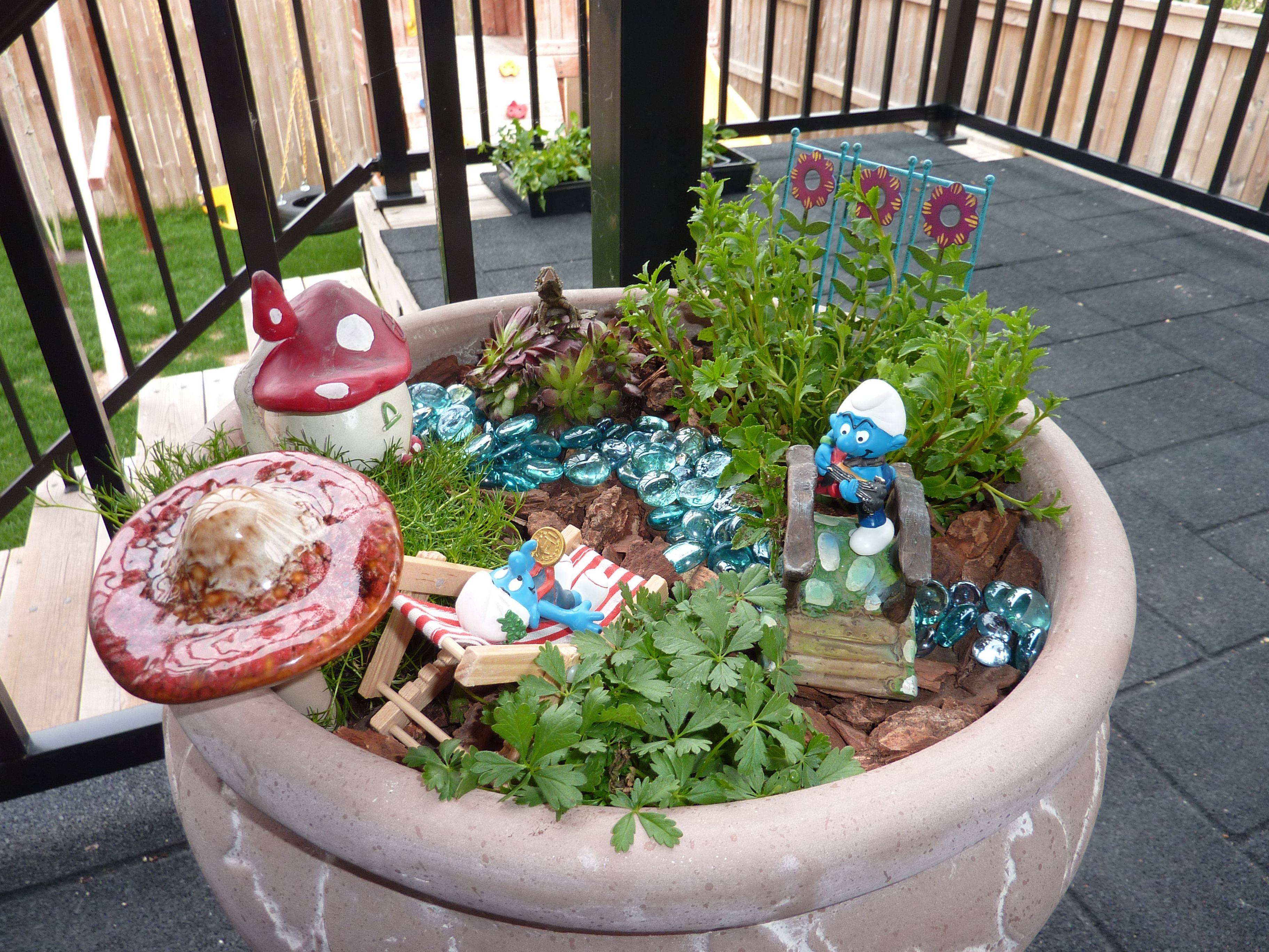 Cool Fairy Gardens
