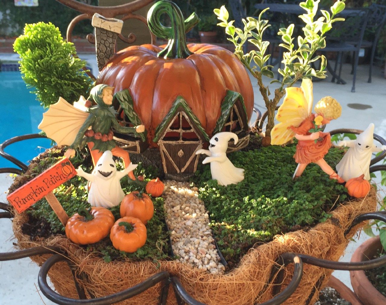 Best Fairy Garden Wreath Ideas