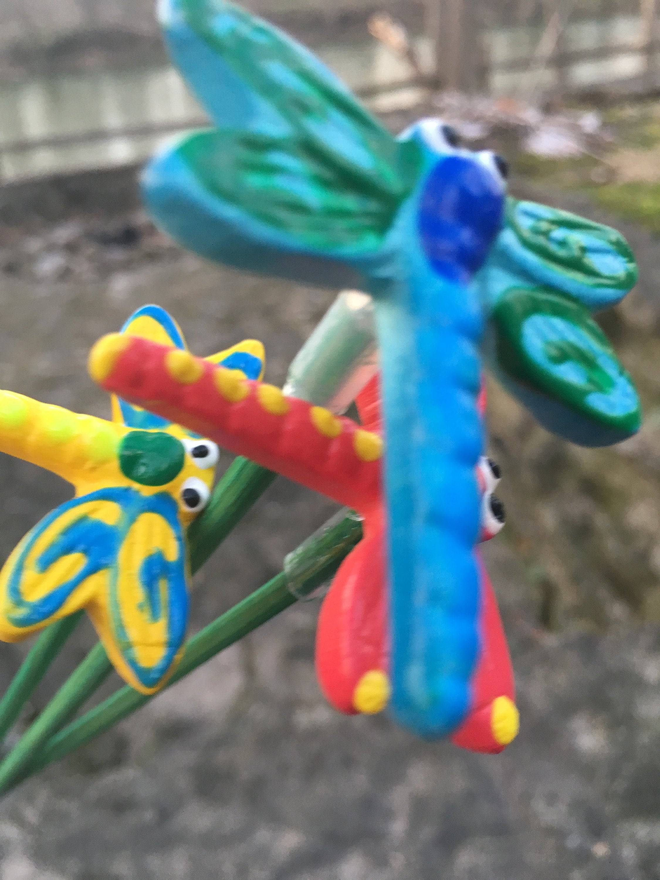 Painted Dragonfly Stake