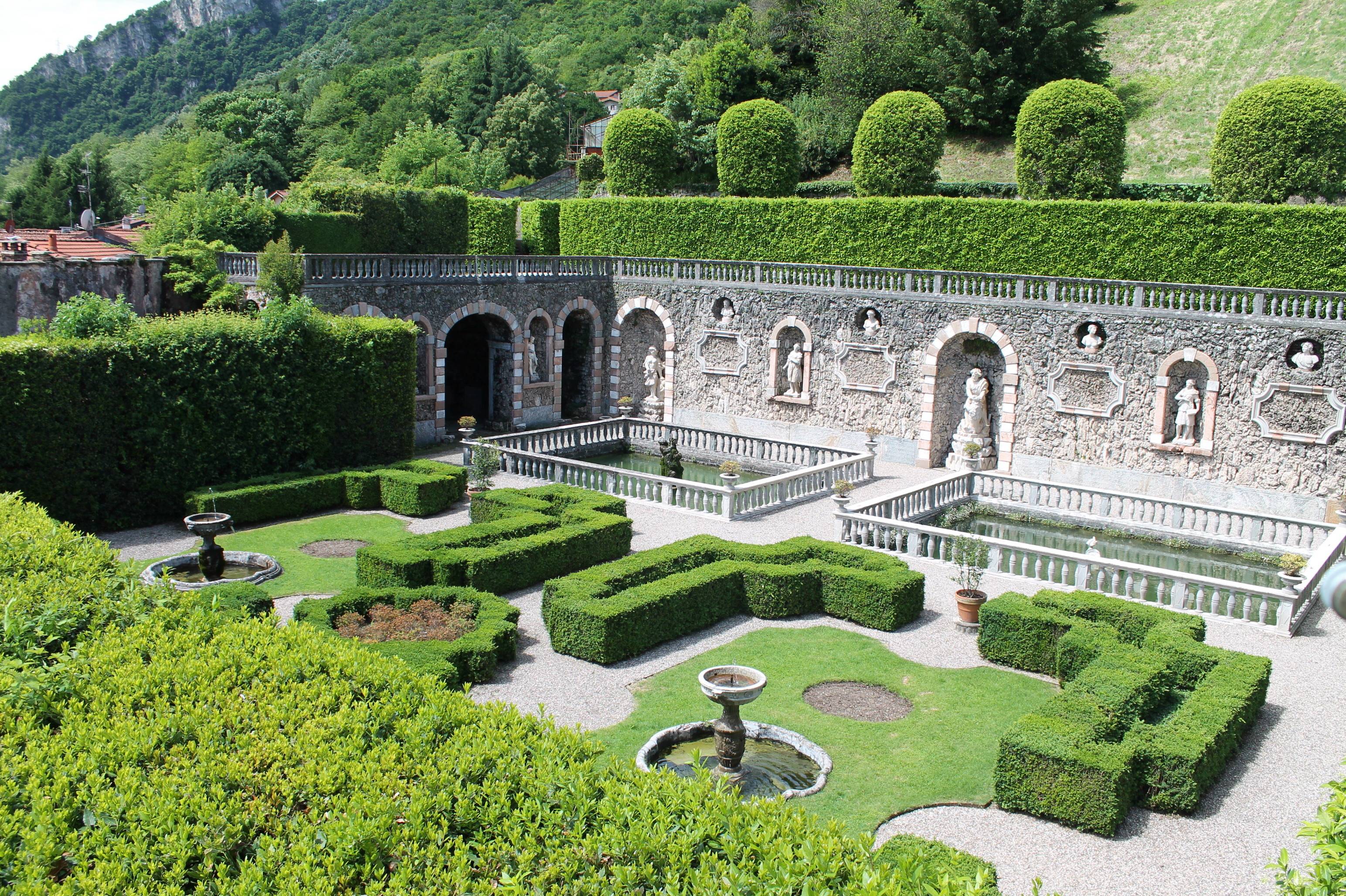 Musician Ned Lambtons Restored Thcentury Tuscan Villa