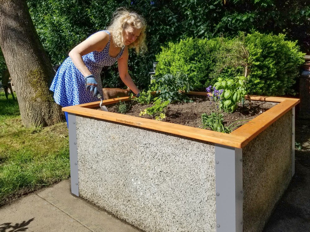 Multi Level Rustic Raised Garden Bed Wedding Decorations Ideas