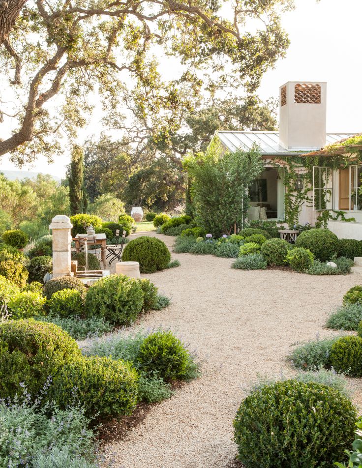 A Tuscan Style Garden