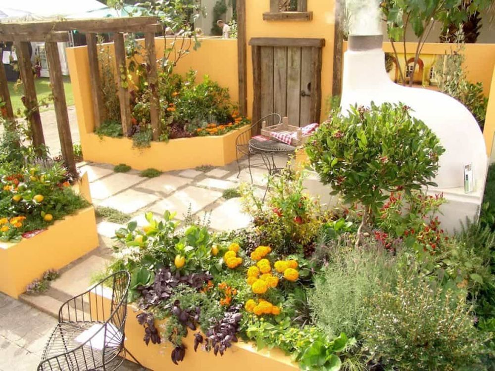 Mediterranean Garden Design