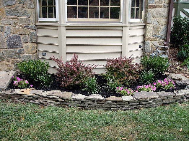 Yard Bay Window