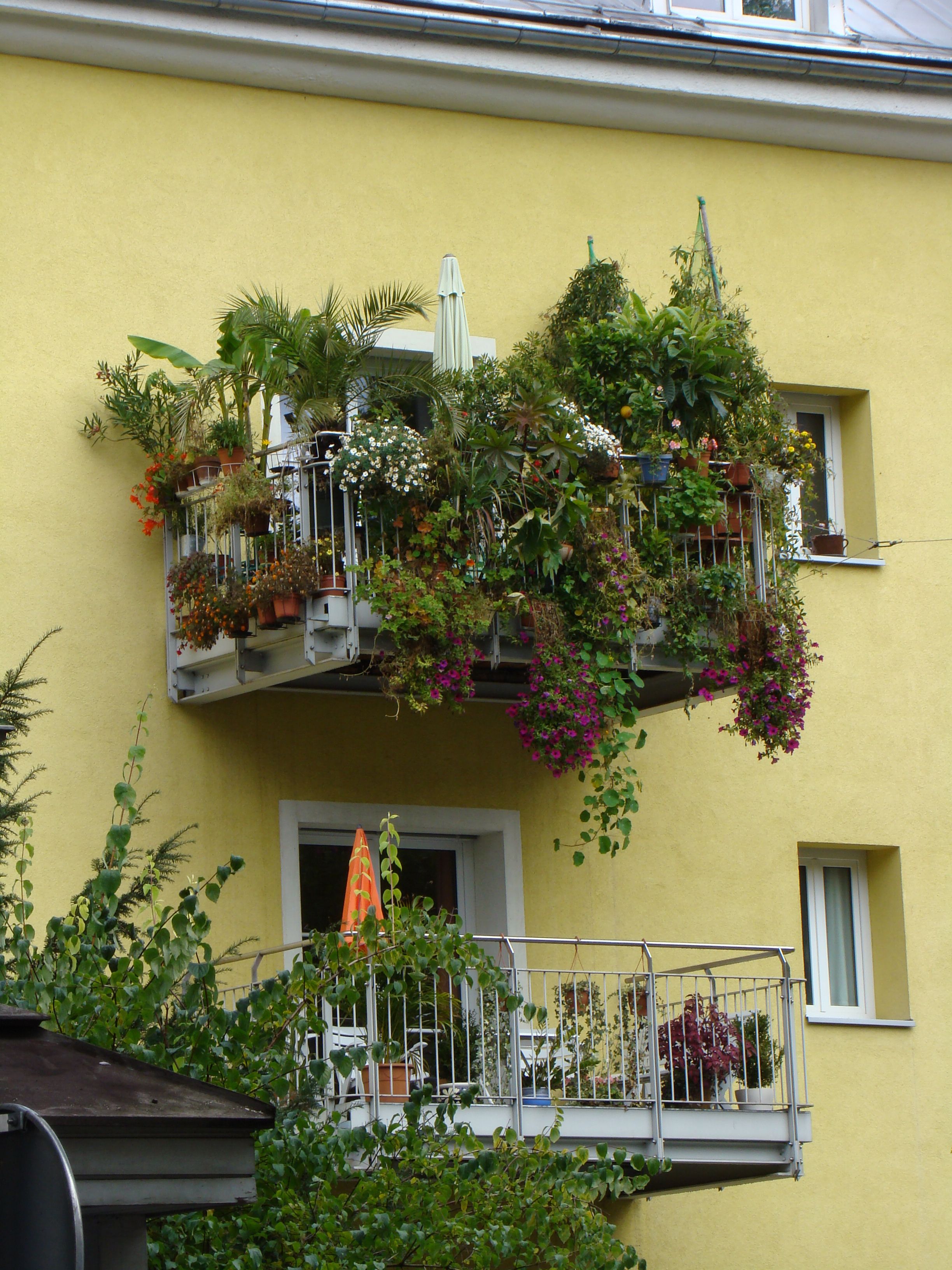 Awesome Balcony Garden Ideas