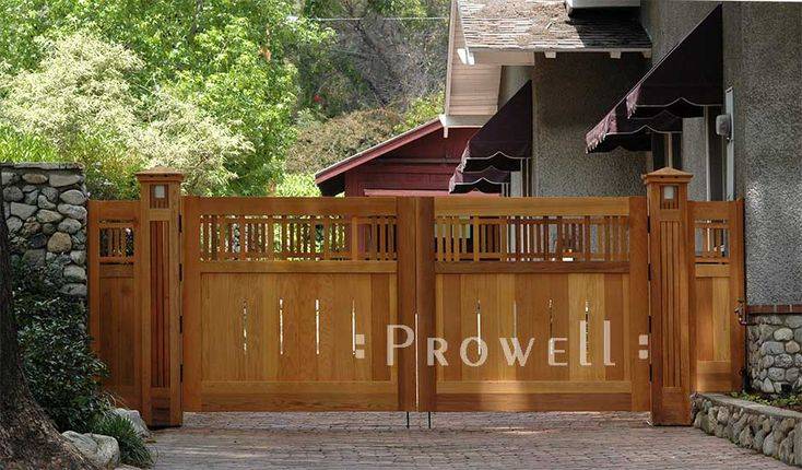 Crafts Large Iron Gate