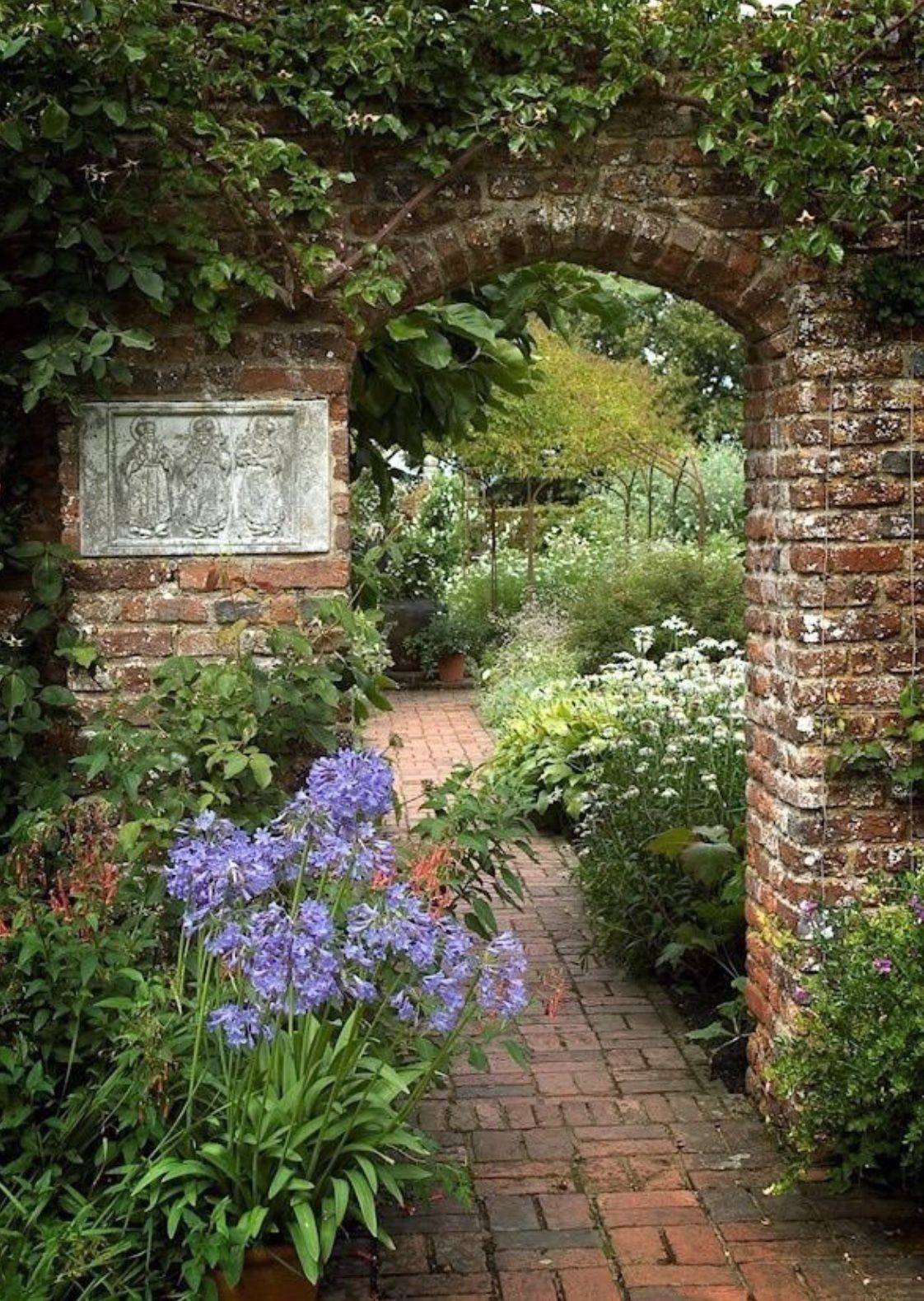 Sissinghurst Castle Gardens