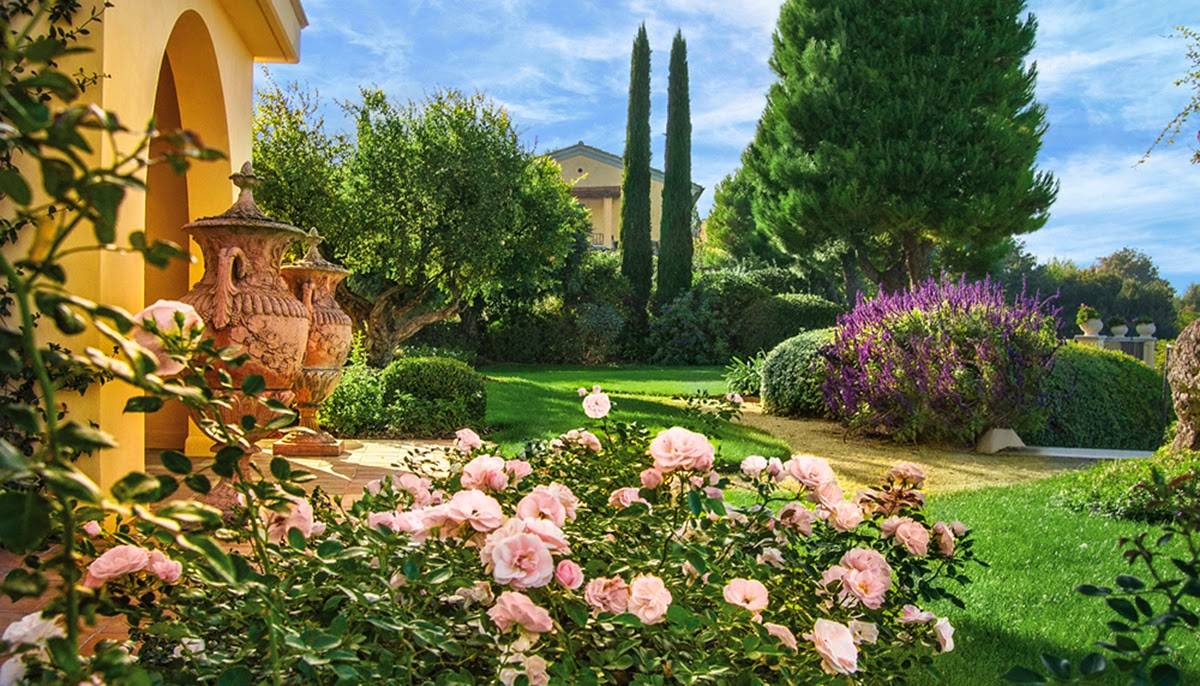 A Mediterranean Garden Style