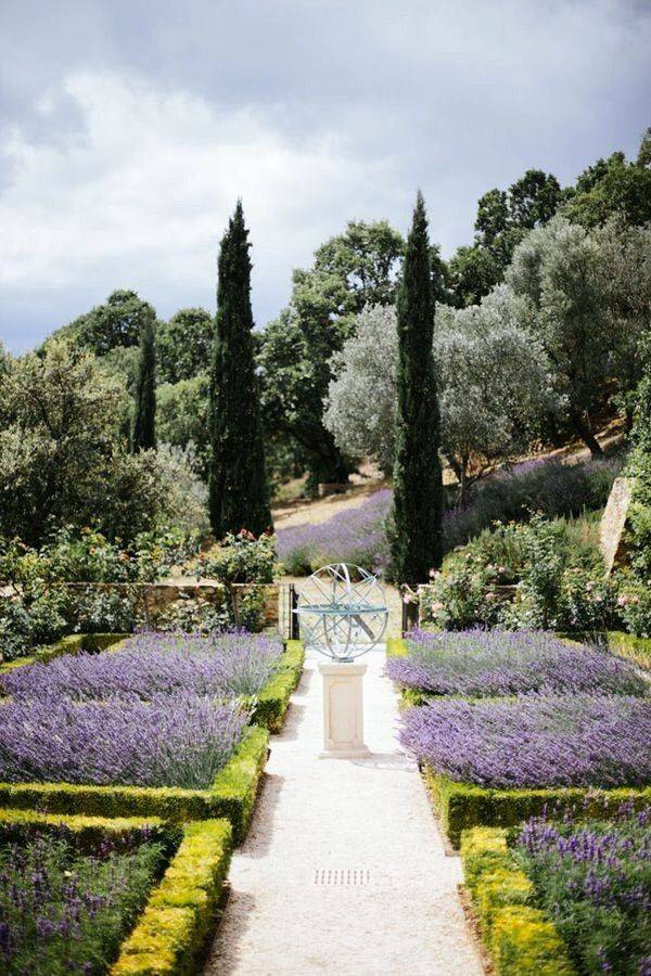 Provence Garden