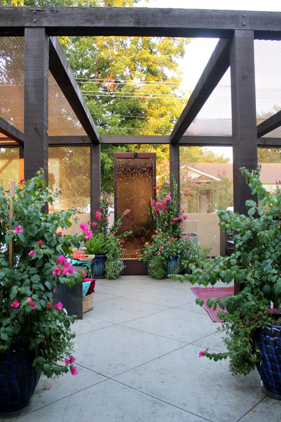 Gorgeous Small Courtyard Ideas