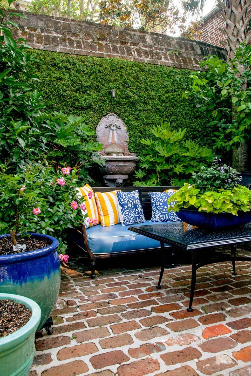 The Intimate Courtyard Gardens