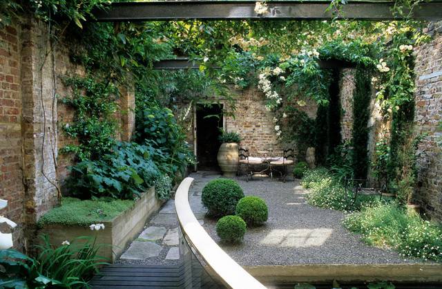 French Courtyard Gardens Google Search French Country Backyard