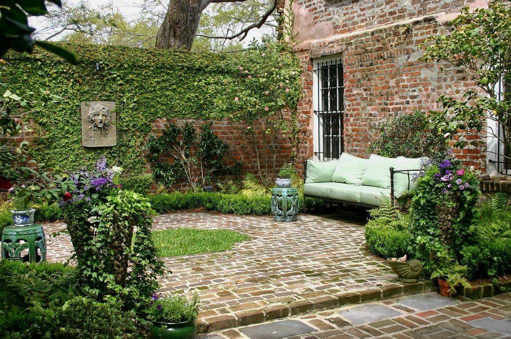 Historic Charleston Courtyard Garden