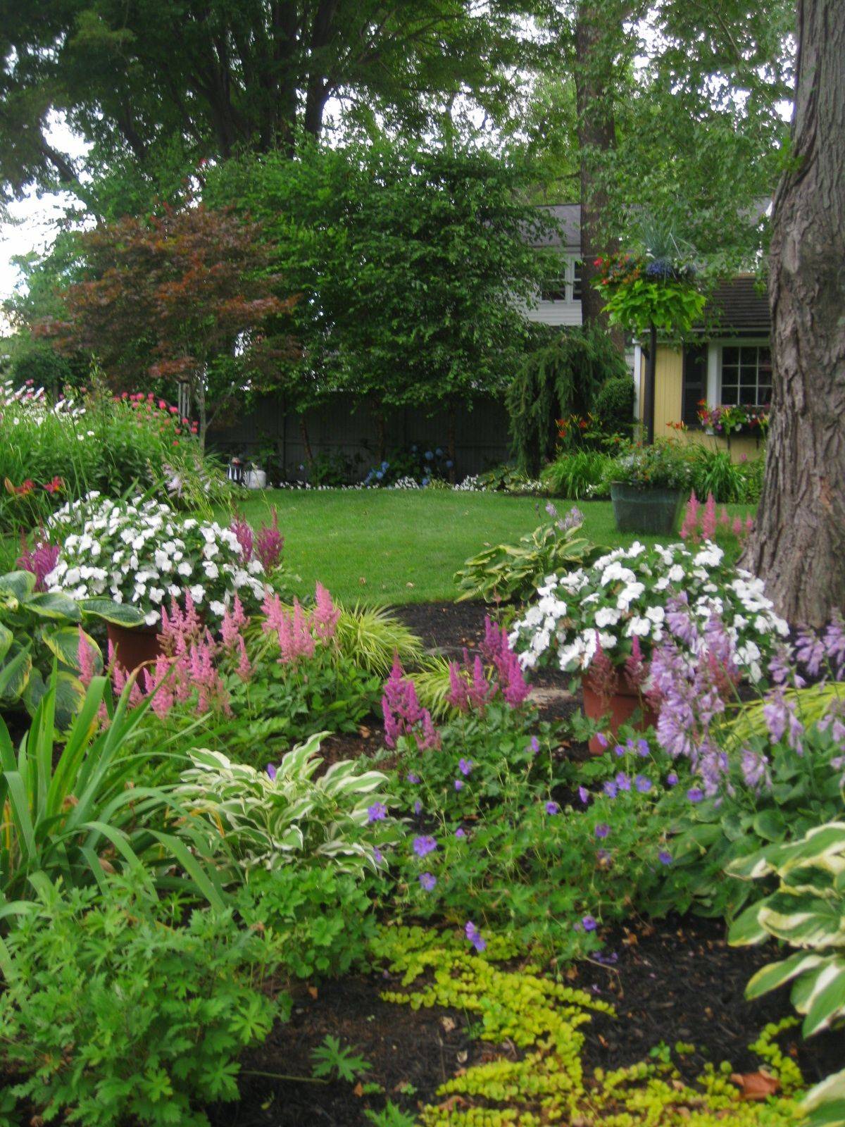 Beautiful Front Yard Cottage Garden Landscaping Ideas Homixover