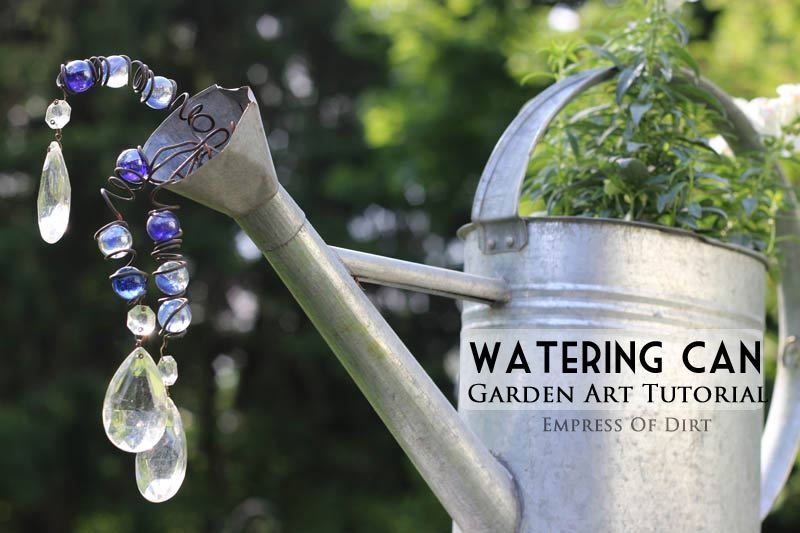 Creative Watering Can Garden Art Ideas