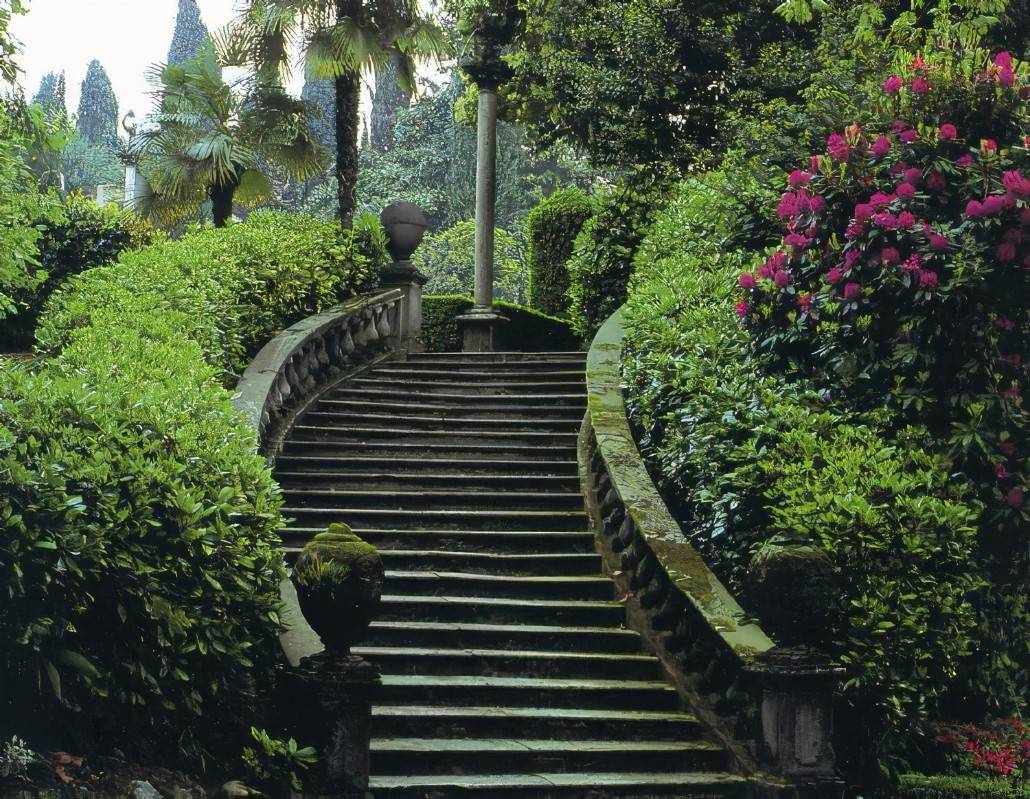 California Traditional Staircase San