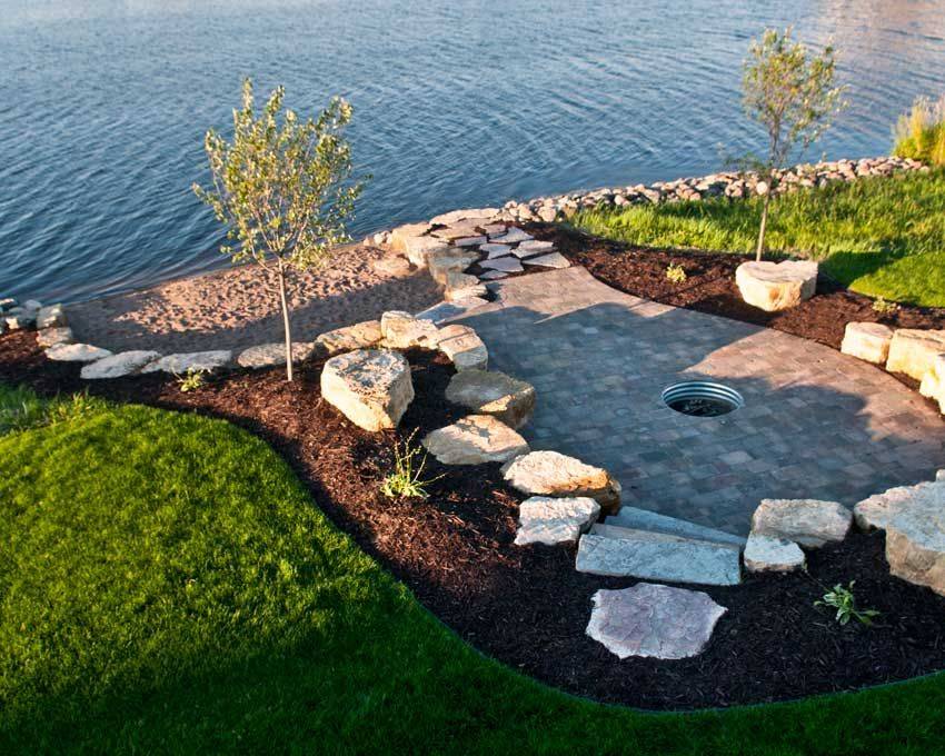 Lake Traditional Landscape Grand Rapids