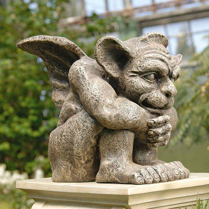 Large Dark Gray Florentine Gargoyle Garden Statue