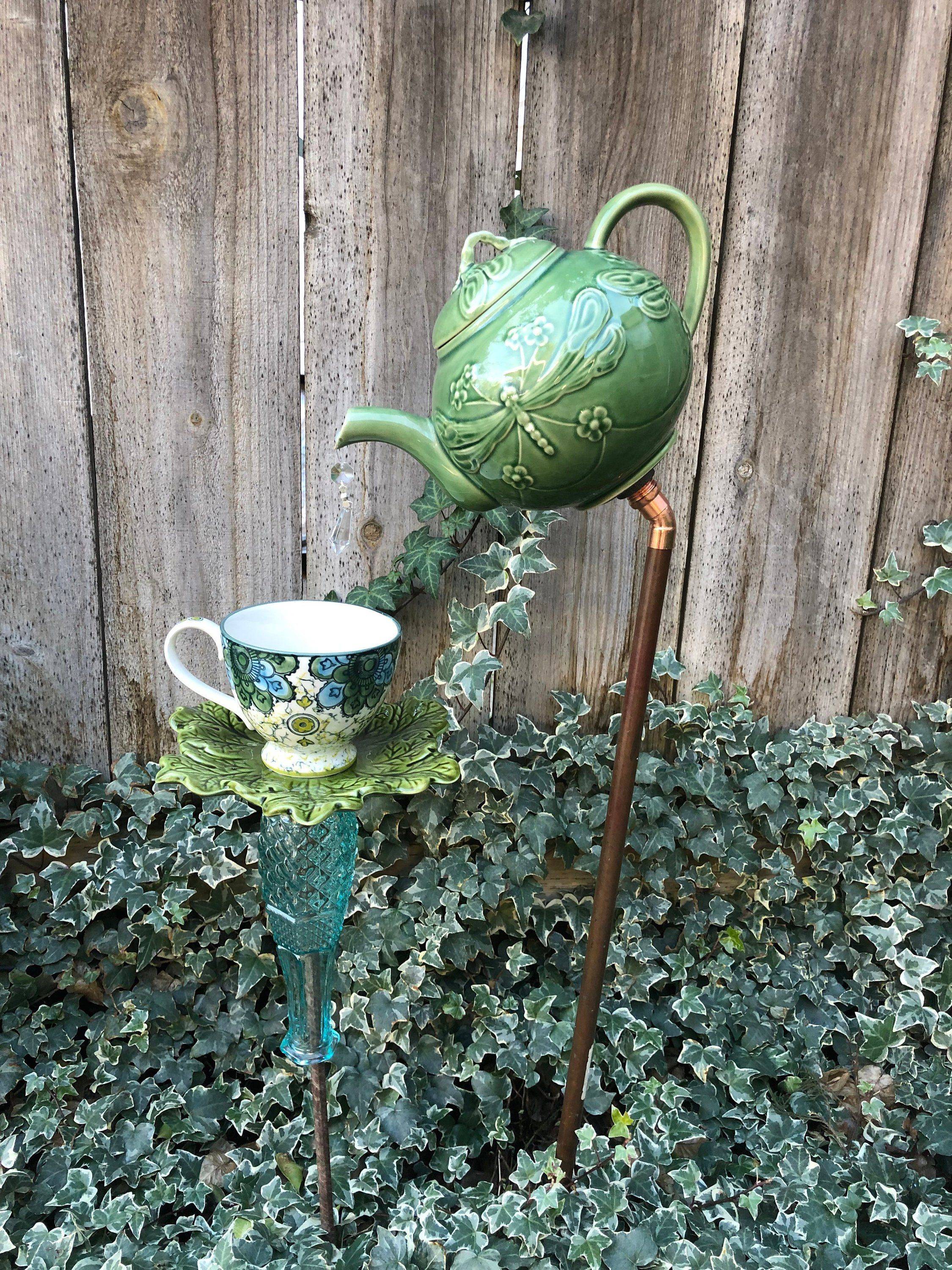 Hibiscus Yard Art