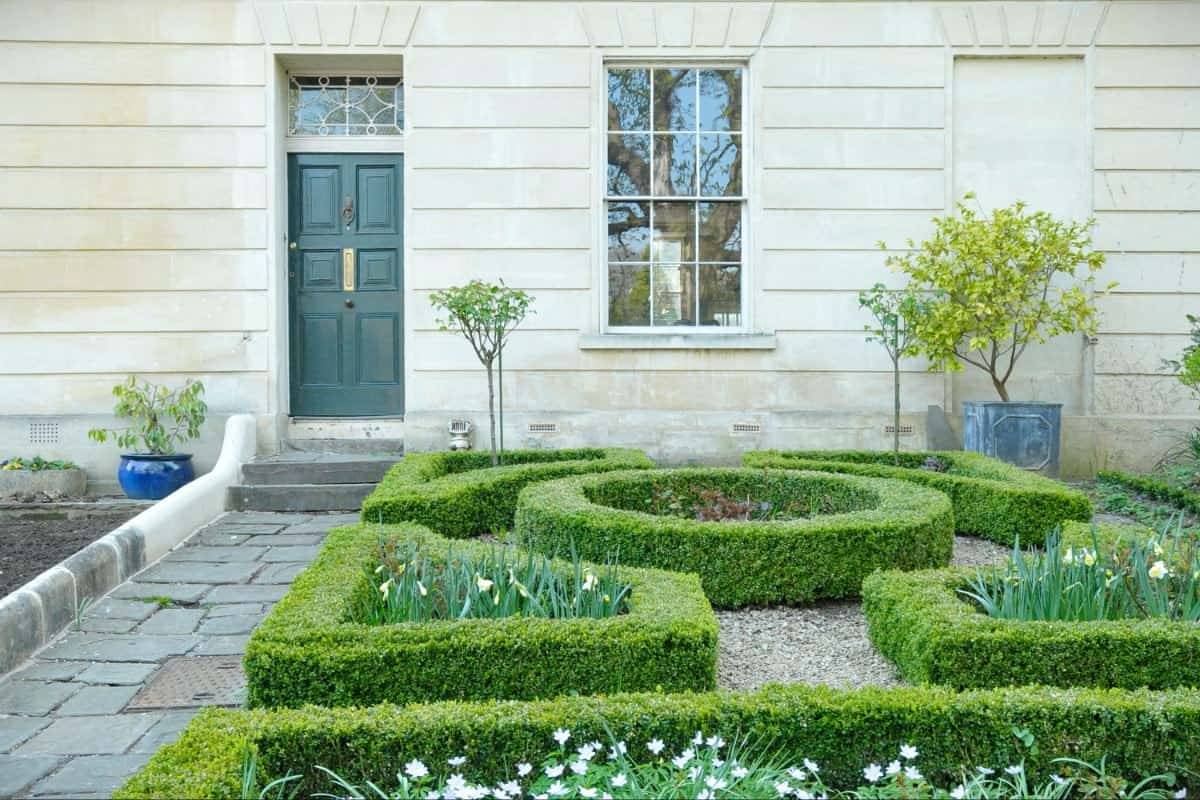 23 Tudor Garden Design Ideas You Should Look SharonSable