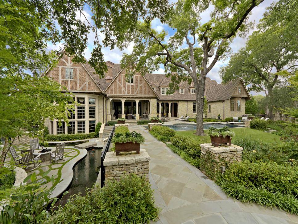 Traditional Landscape Design