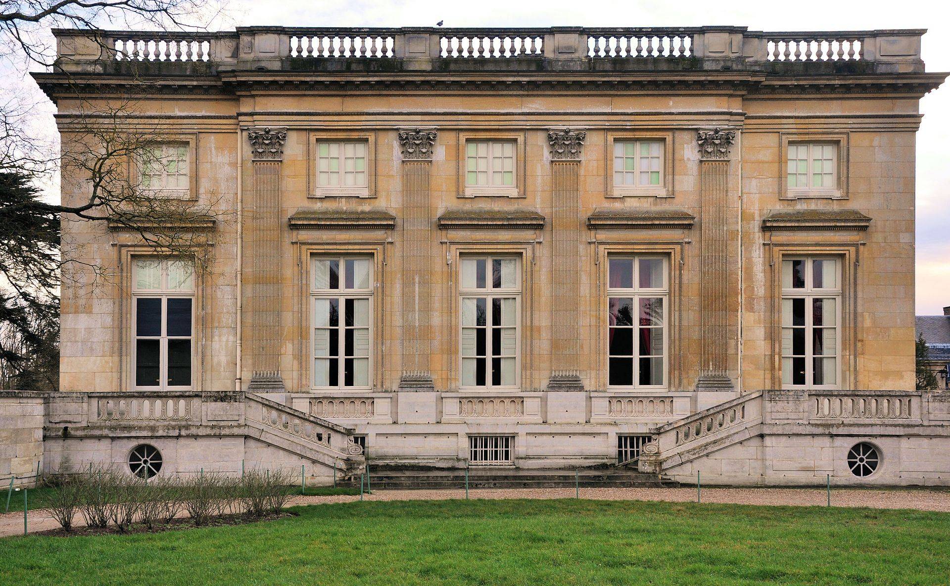 Le Petit Trianon Paris