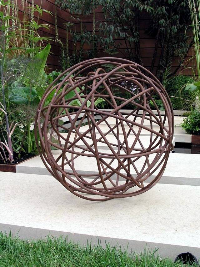 Hand Welded Metal Garden Sculpture Flower Ball