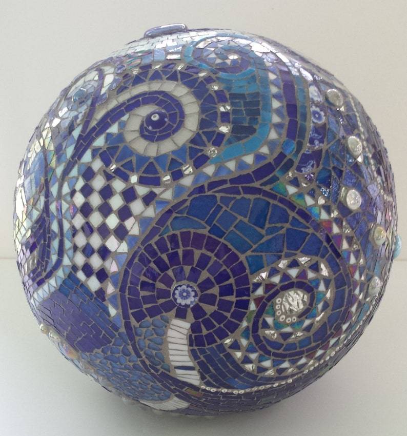 14 Glazed Ceramic Garden Spheres Ideas You Cannot Miss SharonSable
